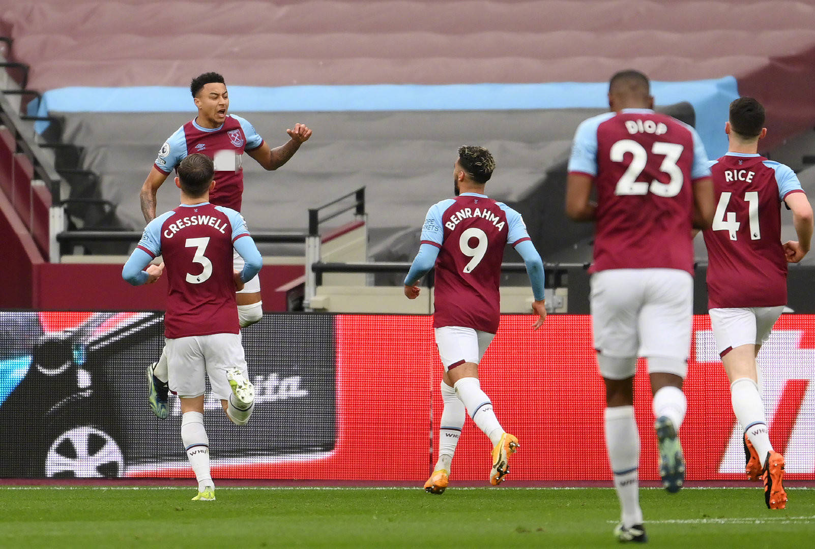 甲表现出色 甲表现出色